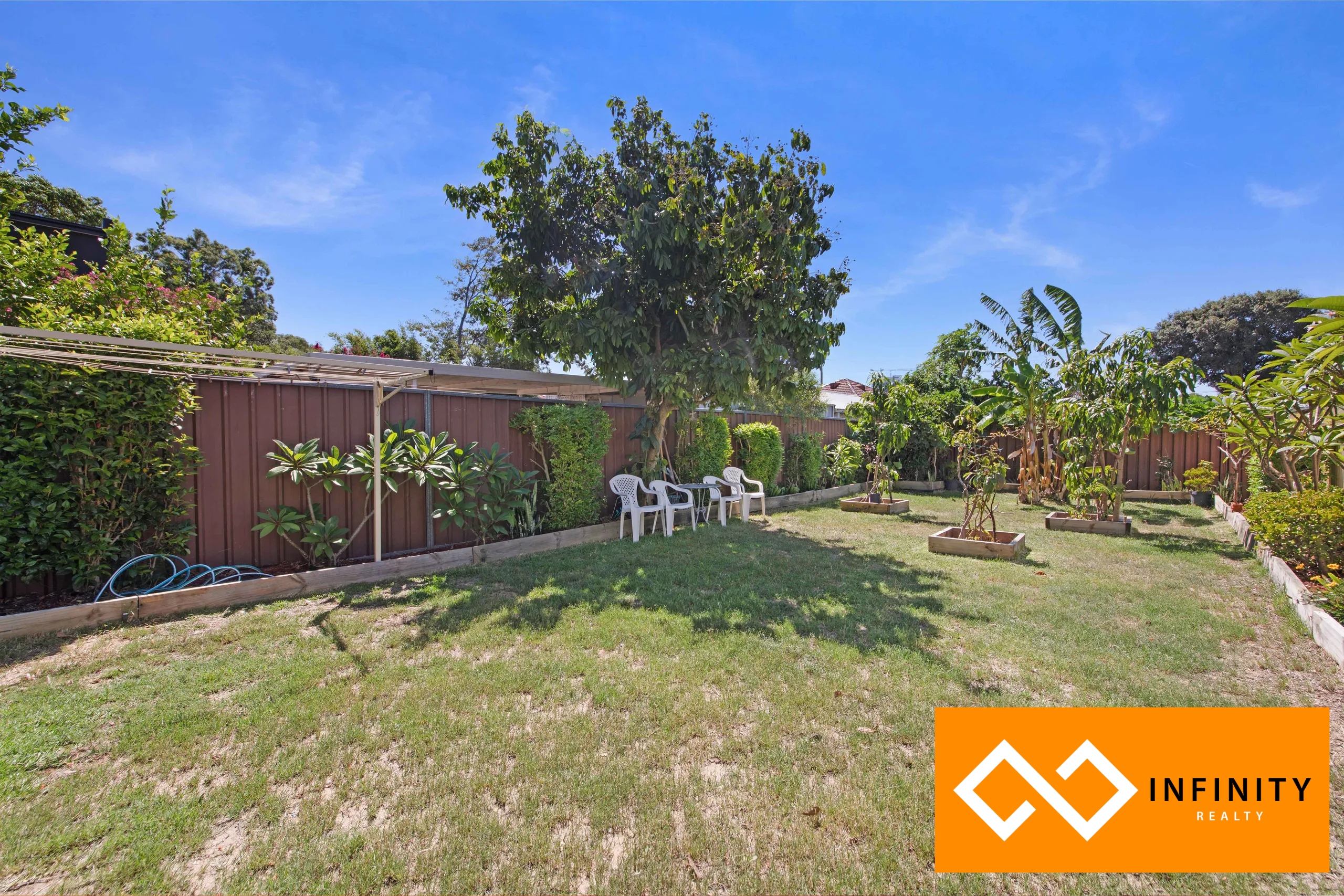 60 Lynwen Crescent, Banksia NSW 2166